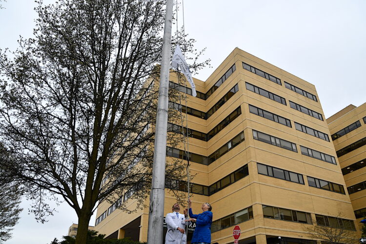 Geisinger hospitals raise Donate Life flags to bring attention to organ donor programs